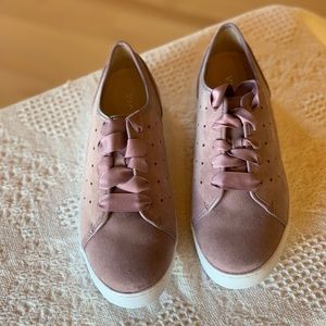 Vionic Splendid Keke Suede Lace-Up Sneakers New Size 7 Mauve